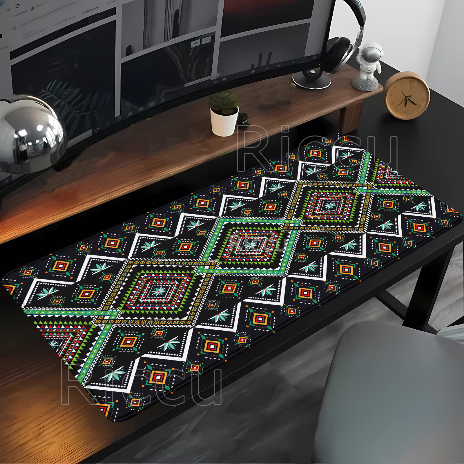 Retro Gaming Table - Persian Mysterious Retro pattern Mouse Pad